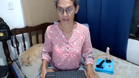 angel online show from 11/06/25, 10:43