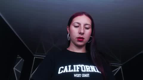 Snapshot of kattypurpte chatting on 10/21/25, 03:02 Kattypurple online show from 10/21/25, 03:02