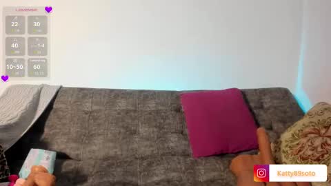 I m Katty  online show from 09/25/25, 06:44