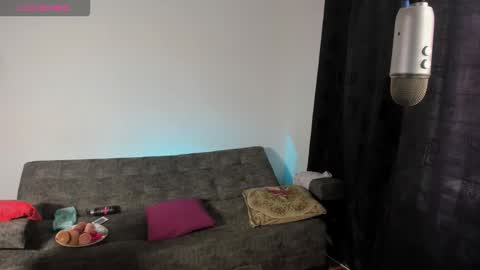 I m Katty  online show from 10/14/25, 01:12