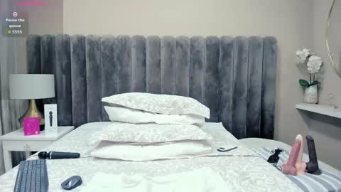 katuff online show from 10/02/25, 03:46