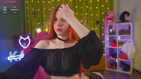 Snapshot of katy_ethereal chatting on 11/03/25, 02:46 Katy - online show from 11/03/25, 02:46