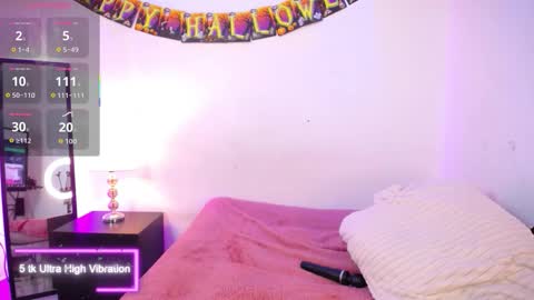 Katy Van online show from 10/19/25, 08:37