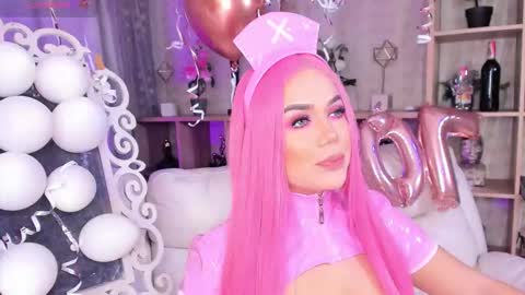 Snapshot of katyablonding chatting on 11/15/25, 04:03 salo online show from 11/15/25, 04:03