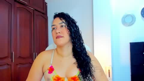 KATYAJHONSS online show from 01/03/25, 09:36
