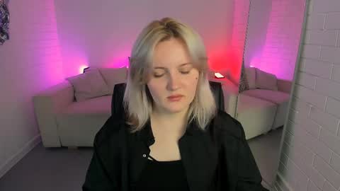 Snapshot of katybriggs chatting on 04/22/26, 05:21 Katy online show from 04/22/26, 05:21
