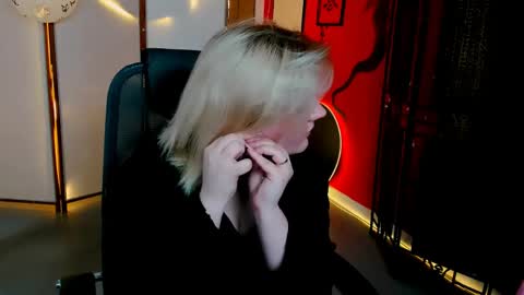 Snapshot of katybriggs chatting on 04/28/26, 05:34 Katy online show from 04/28/26, 05:34