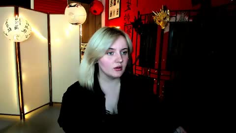 Snapshot of katybriggs chatting on 05/17/26, 05:05 Katy online show from 05/17/26, 05:05