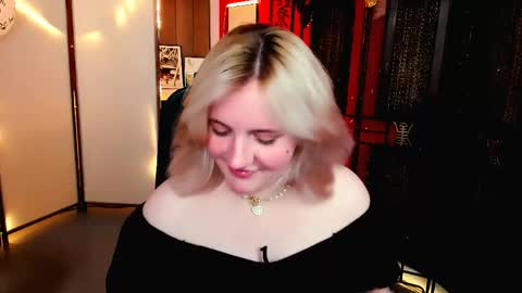 Snapshot of katybriggs chatting on 05/22/26, 05:47 Katy online show from 05/22/26, 05:47