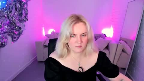Snapshot of katybriggs chatting on 05/31/26, 07:04 Katy online show from 05/31/26, 07:04