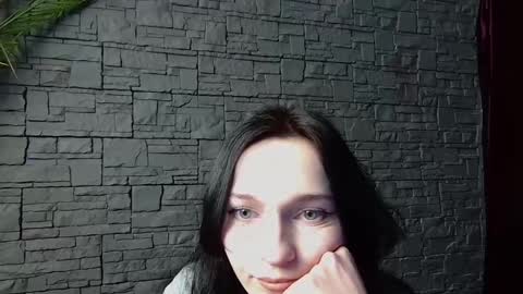katyeravee online show from 02/11/25, 05:07