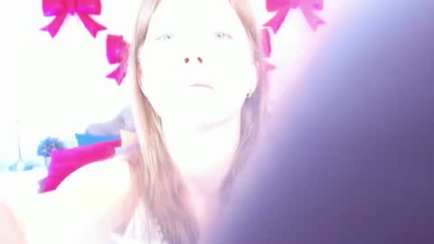 katymeaw online show from 06/16/26, 01:30