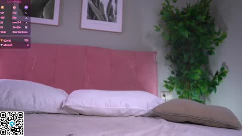 Mia  Lovense is active Private is Open online show from 01/29/25, 06:01