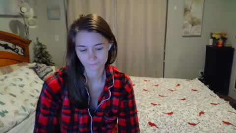 Snapshot of katynowhere chatting on 12/13/24, 01:04 Katy online show from 12/13/24, 01:04