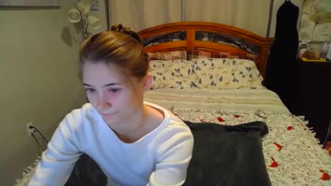 Snapshot of katynowhere chatting on 01/03/25, 02:43 Katy online show from 01/03/25, 02:43