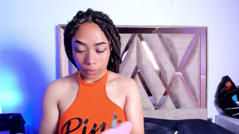 katyortiz online show from 10/23/25, 11:31