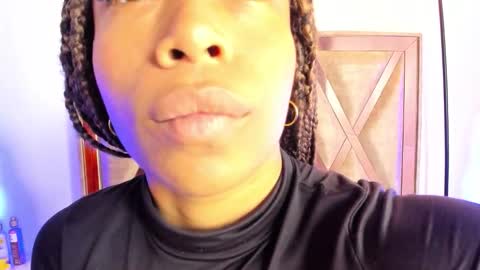 katyortiz online show from 12/01/25, 11:37