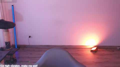 katyxxx_043 online show from 09/15/25, 06:30