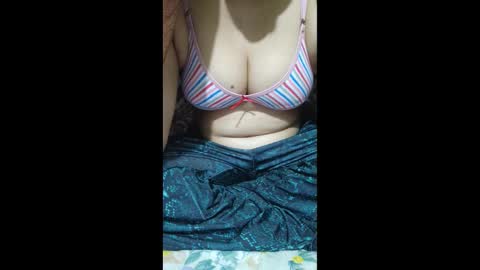 kaurharnoor online show from 11/08/25, 03:34