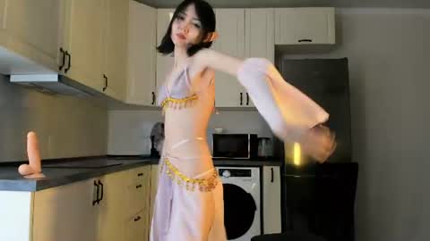 mai online show from 07/17/26, 02:45