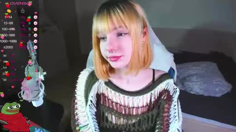 Kira-chan  online show from 01/25/25, 11:55