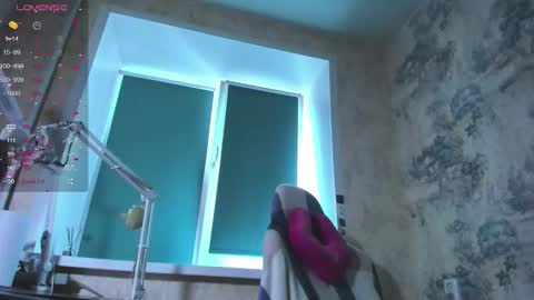 Kira-chan  online show from 09/20/25, 09:10