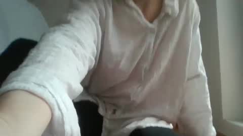 Snapshot of kawaii_snowflake chatting on 10/05/25, 01:20 kawaii snowflake online show from 10/05/25, 01:20