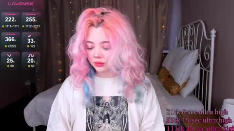 Yuki  online show from 03/08/25, 08:44