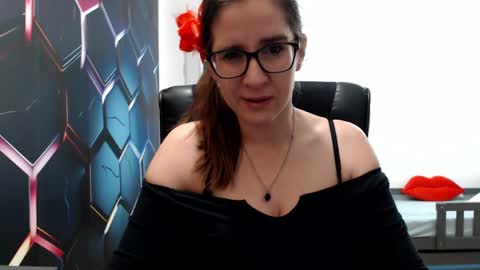 Snapshot of kayalips chatting on 01/01/25, 03:14 KayaLips online show from 01/01/25, 03:14