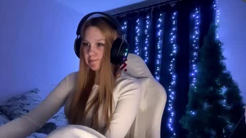 Snapshot of kayceefroehner chatting on 02/21/26, 05:36 Amia online show from 02/21/26, 05:36