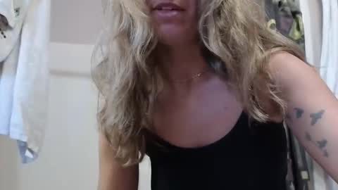 Snapshot of kaygraciee chatting on 01/07/26, 03:36 jordyynashley online show from 01/07/26, 03:36