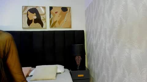 Kayla  online show from 09/15/25, 11:32