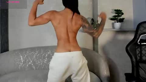 KAYLA BATISTA online show from 07/15/26, 08:25
