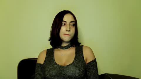 Snapshot of kaylabeautykiss chatting on 12/16/25, 07:19 kayla online show from 12/16/25, 07:19