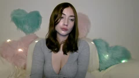 kayla online show from 07/18/26, 07:39