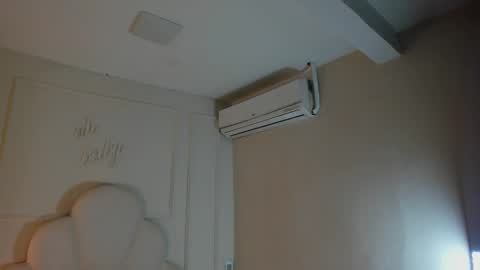 Snapshot of kaylachannell chatting on 11/24/25, 03:50 kaylachannell online show from 11/24/25, 03:50