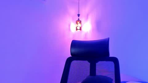      K A Y L A      online show from 09/13/25, 12:49