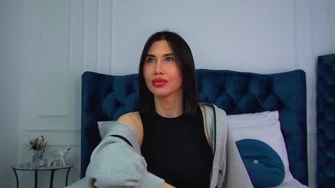 Snapshot of kaylamous chatting on 05/17/26, 06:15 Kayla online show from 05/17/26, 06:15