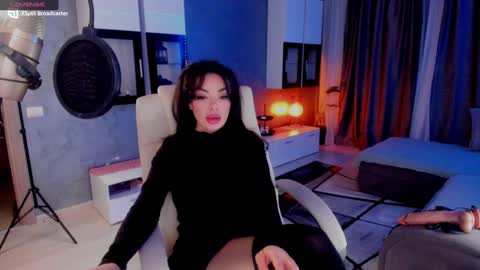 kaylee online show from 02/08/25, 05:18