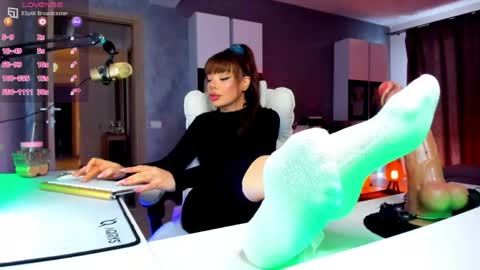 Snapshot of kaylee____77 chatting on 04/19/26, 02:49 kaylee online show from 04/19/26, 02:49