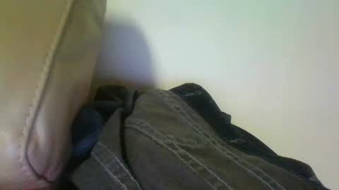 Snapshot of kayleekakesnslim chatting on 10/24/25, 05:09 kaylee kakes online show from 10/24/25, 05:09