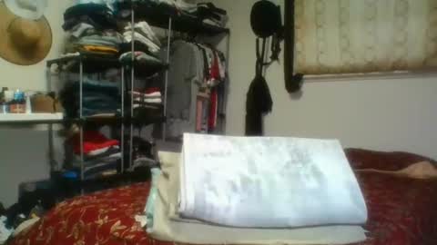 Snapshot of kayleekakesnslim chatting on 10/28/25, 03:25 kaylee kakes online show from 10/28/25, 03:25