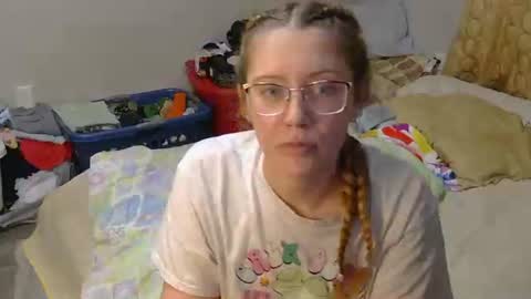 kaylee kakes online show from 04/30/26, 10:25