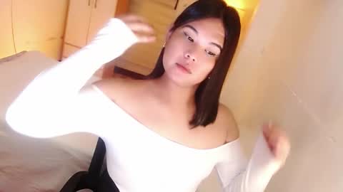 Y O U R        F U T U R E       K A Y L E E  online show from 10/01/25, 06:14