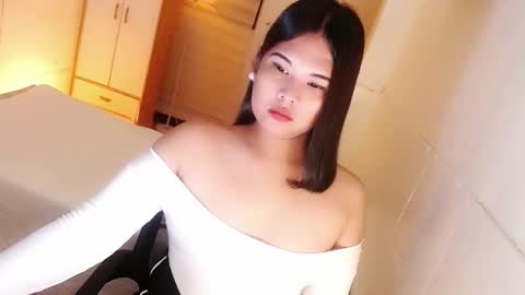 Y O U R        F U T U R E       K A Y L E E  online show from 10/06/25, 06:38