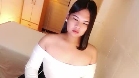 Y O U R        F U T U R E       K A Y L E E  online show from 10/07/25, 06:49