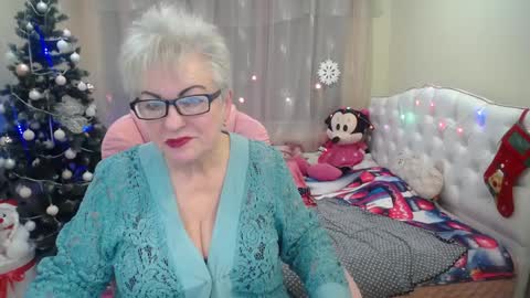 kaylesmoll online show from 12/20/24, 05:36