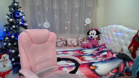 kaylesmoll online show from 12/26/24, 10:41