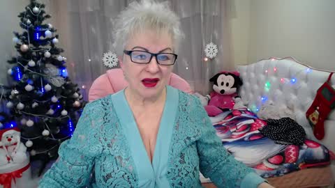kaylesmoll online show from 01/03/25, 07:18