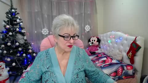 kaylesmoll online show from 01/15/25, 07:23